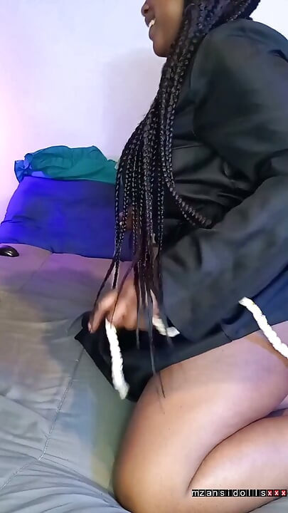 Ebony Priestess bliver kneppet