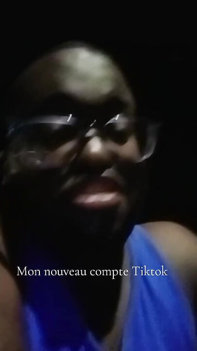 मेरी काली गांड