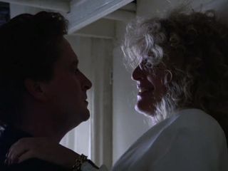 La celebrità Glenn chiude le scene di sesso in attrazione fatale (1987)