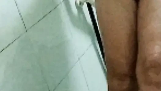 wife pussy .fingering sweetly .orgasm.