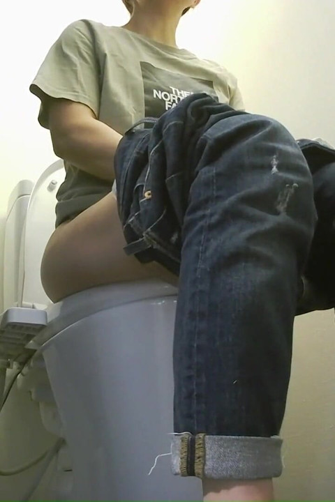 Mature Women's Pee Videos: 2-hour Summary