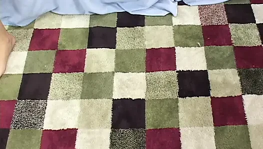 Annabell kız arkadaşının amını yalıyor ve birbirlerinin dildolarıyla oynuyor