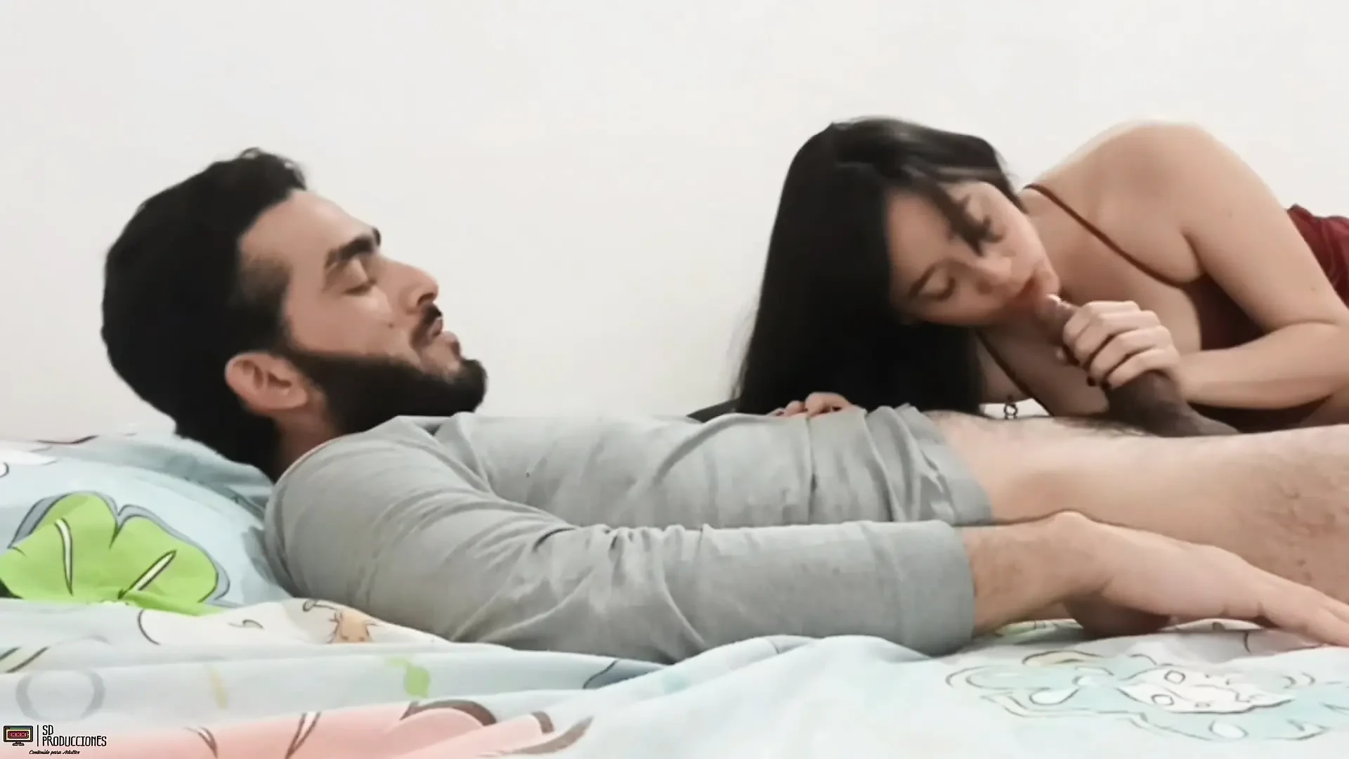 בת חורגת חרמנית נותנת את מתנת יום ההולדת הטובה ביותר - פורנו באנגלית