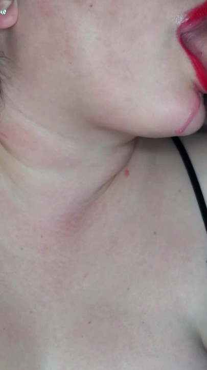 Amateur Stepmom Blowjob - Stepmom cum on natural tits | Clip 1