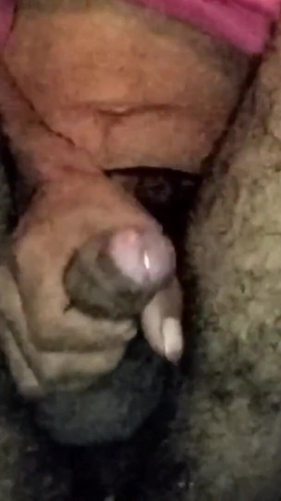 「Bhatroom Me Masturbation And Cumshot」のスリリングな瞬間