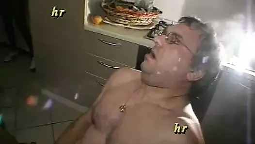 Vídeo pornô amador ultrajante dos anos 90 # 10