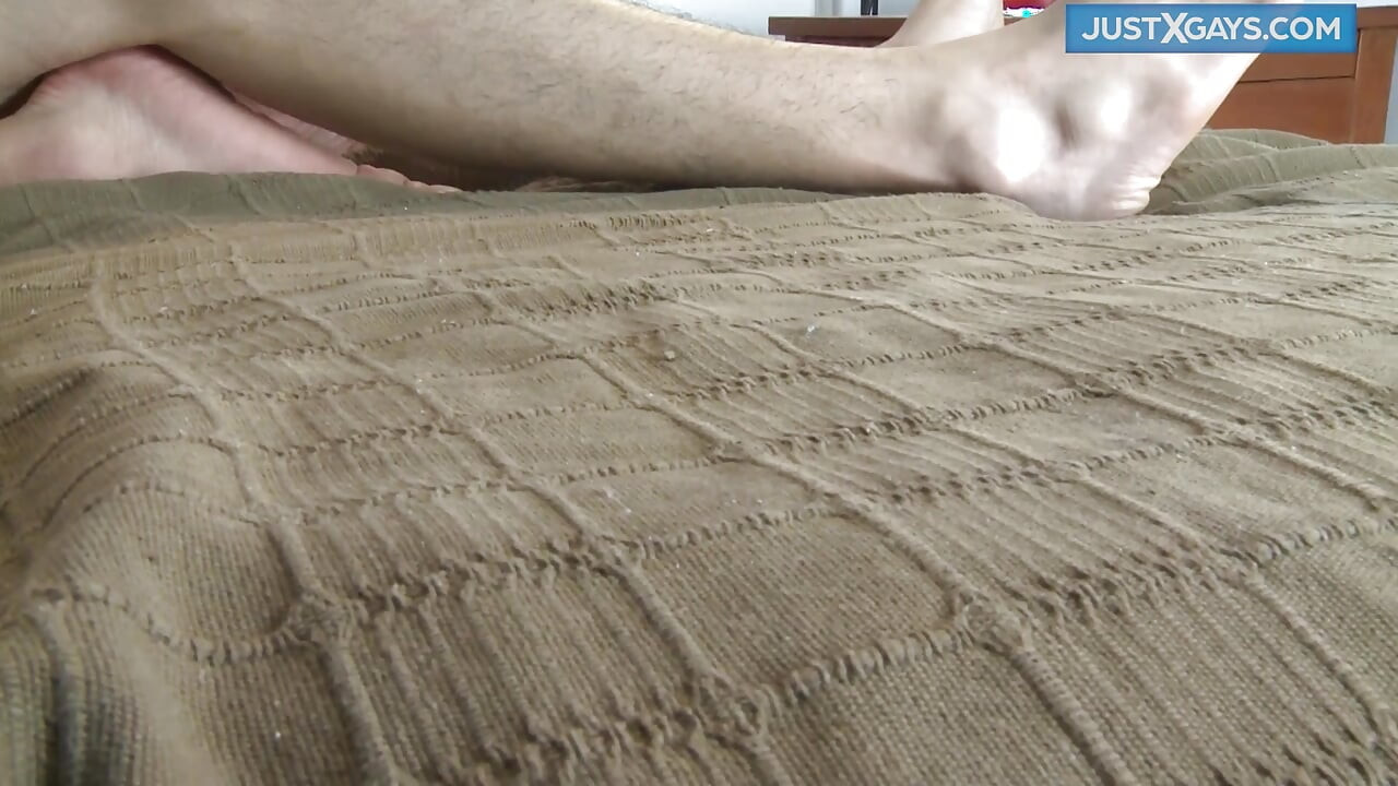 Boyfriend surprised at home and fucked from behind