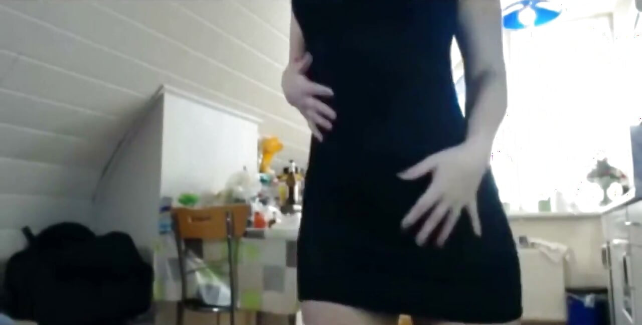 Cewek nakal sexydea lagi asik ngentot di live webcam