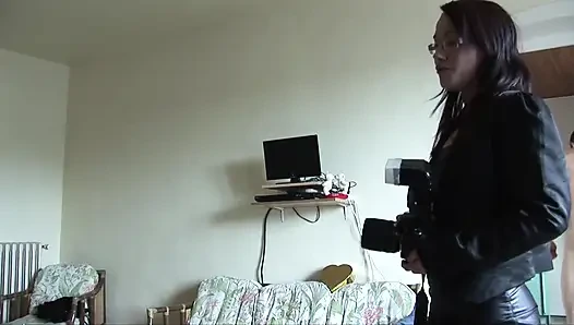 Muschi ficken und mit fisting für die reife dame spielt