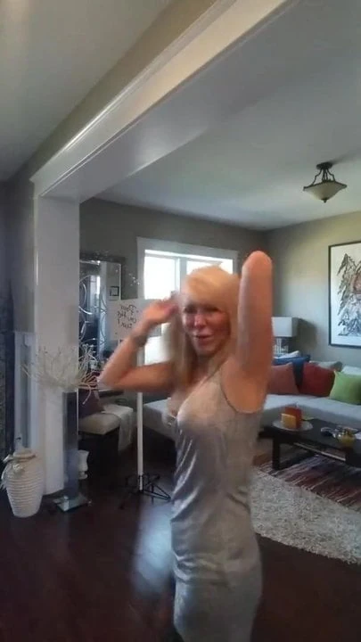 MILF Singing