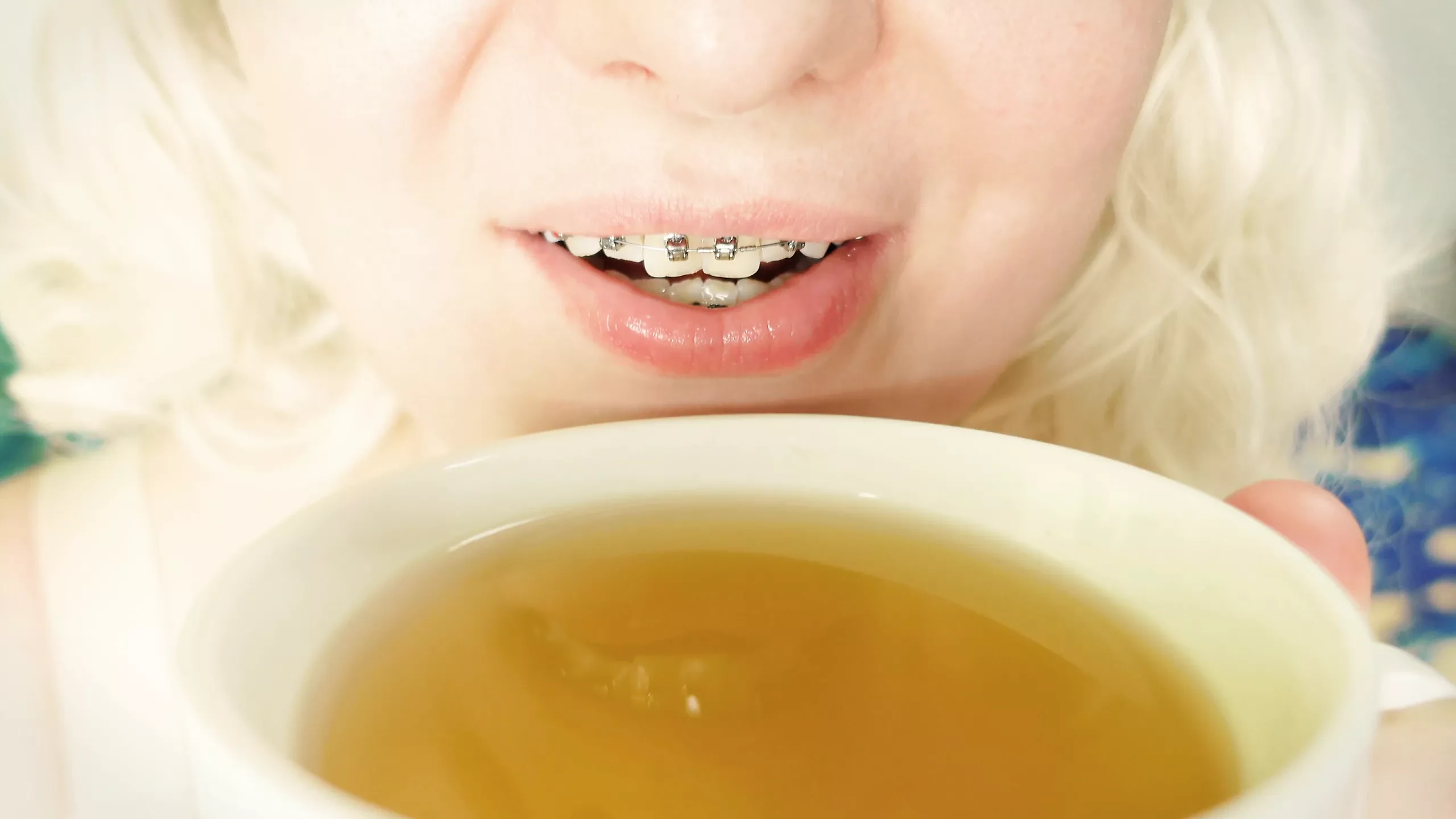 Vidéo ASMR - clip SFW et sons relaxants - prenez un thé avec moi!