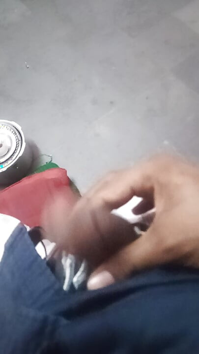 Eu fodi uma garota e voltei para ver meu pau sua atualização