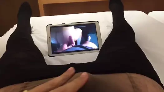 Sürtünme onun sıcak horoz için beni sağladım üzerinde benim seksi karım