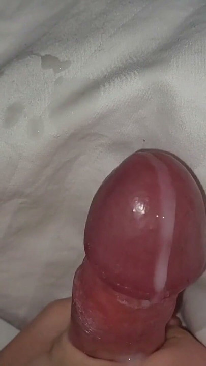 Munichgold - sensual handjob with cum explosion | Clip 2