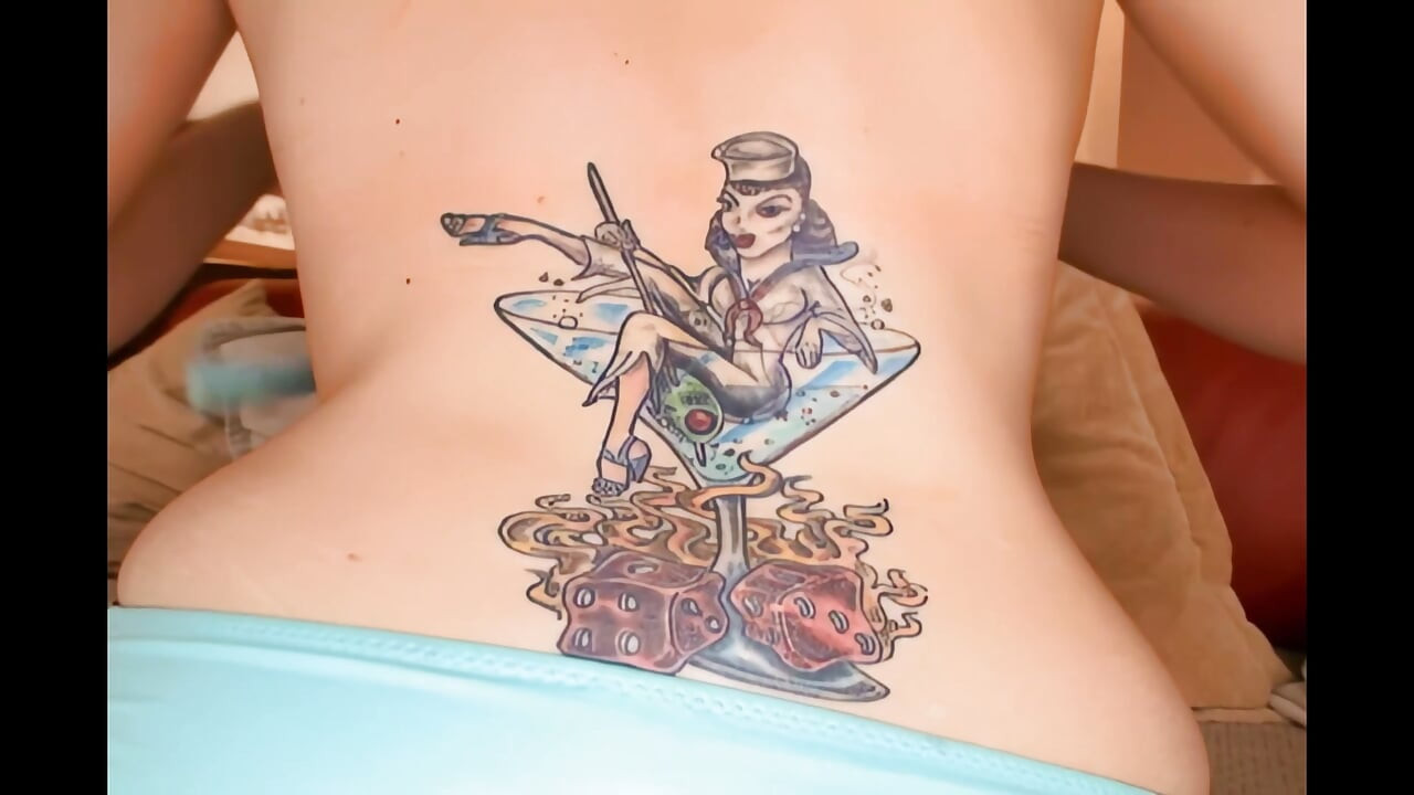 Peitos saltando com necessidade