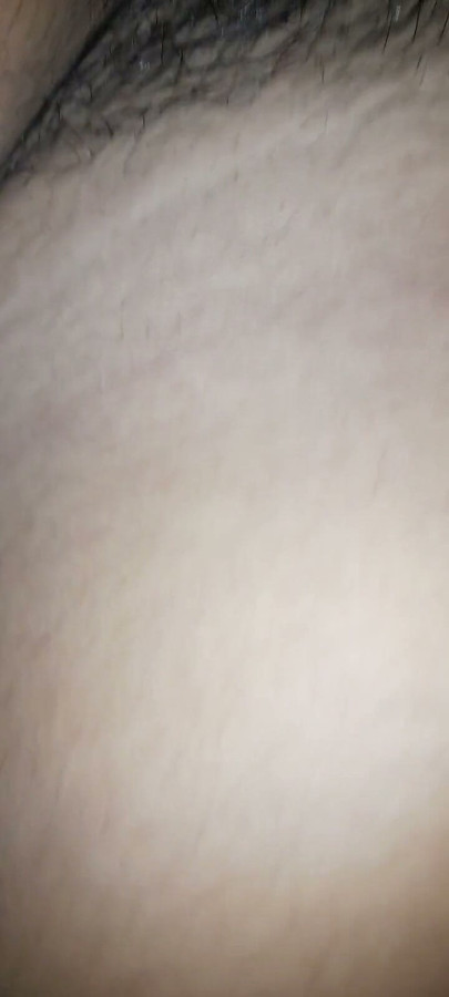 Chica de 18 años se deja follar muy bien mientras su novio está fuera | Clip 1