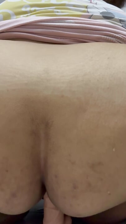 Knep dildo, indtil du tisser