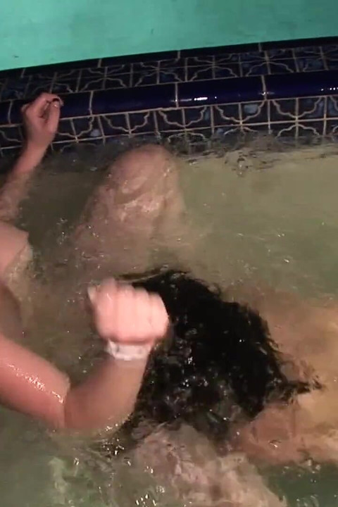 Hot tub lesbian hook up