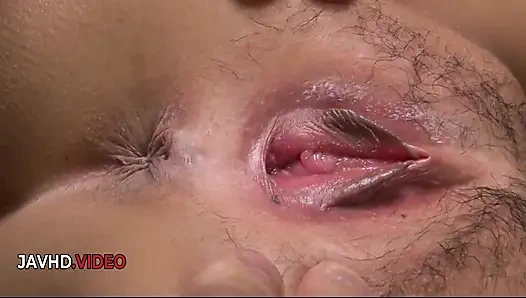 İç çamaşırlı baştan çıkarıcı Asyalı bebek Rui Akiyama büyük memelerini gösteriyor heyecanlı sakso