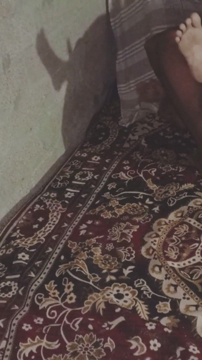 Ateşli Hintli desi üvey üvey erkek kardeş ve kayınbiraderi ateşli seks | Klip 1