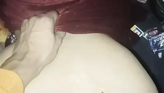 Randi biwi koGodi bana ke chodte hua sexy gaand chut