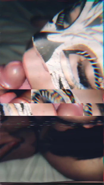 Sexy girl love sucking dick