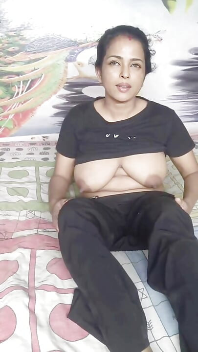 S-287. Bhabhi pressing her big boobs