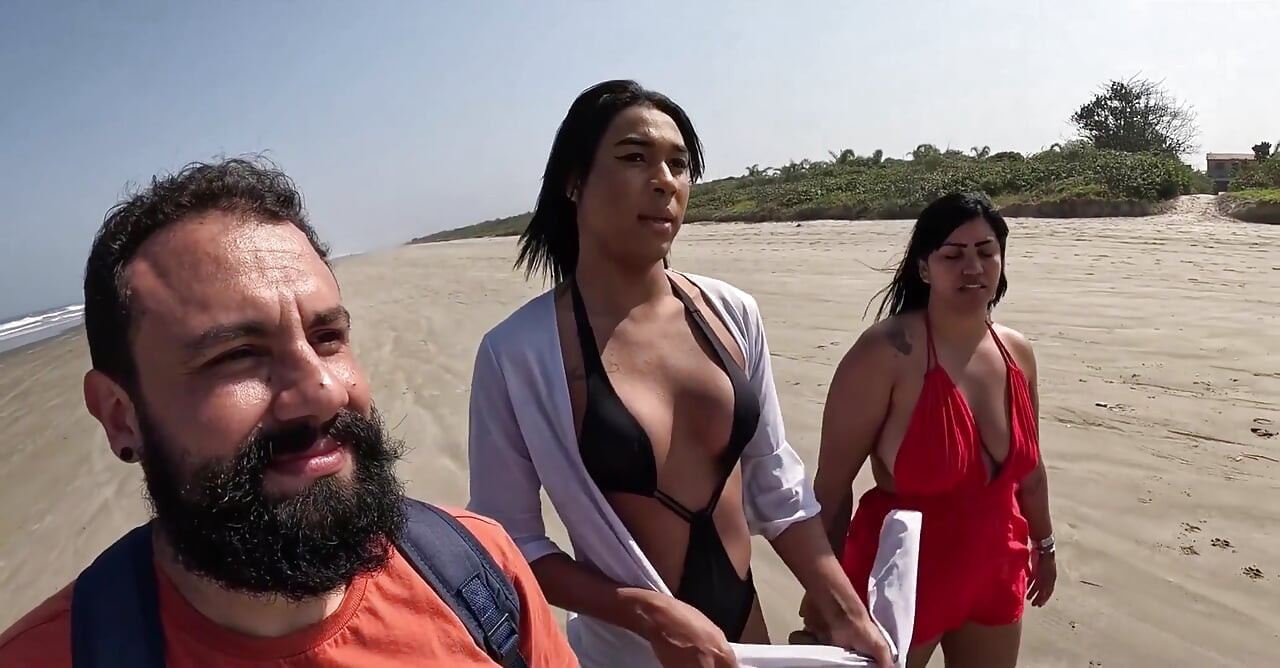 Baianinha Trans Fucks Couple on the Beach