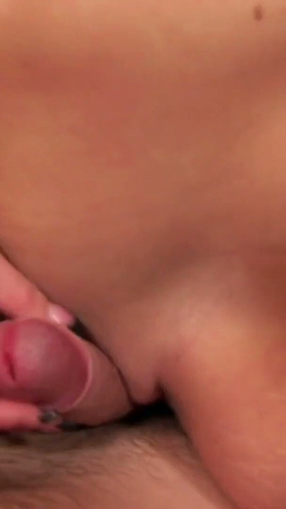 Brittany Angel is a young single mother and a handjob expert | Clip 3