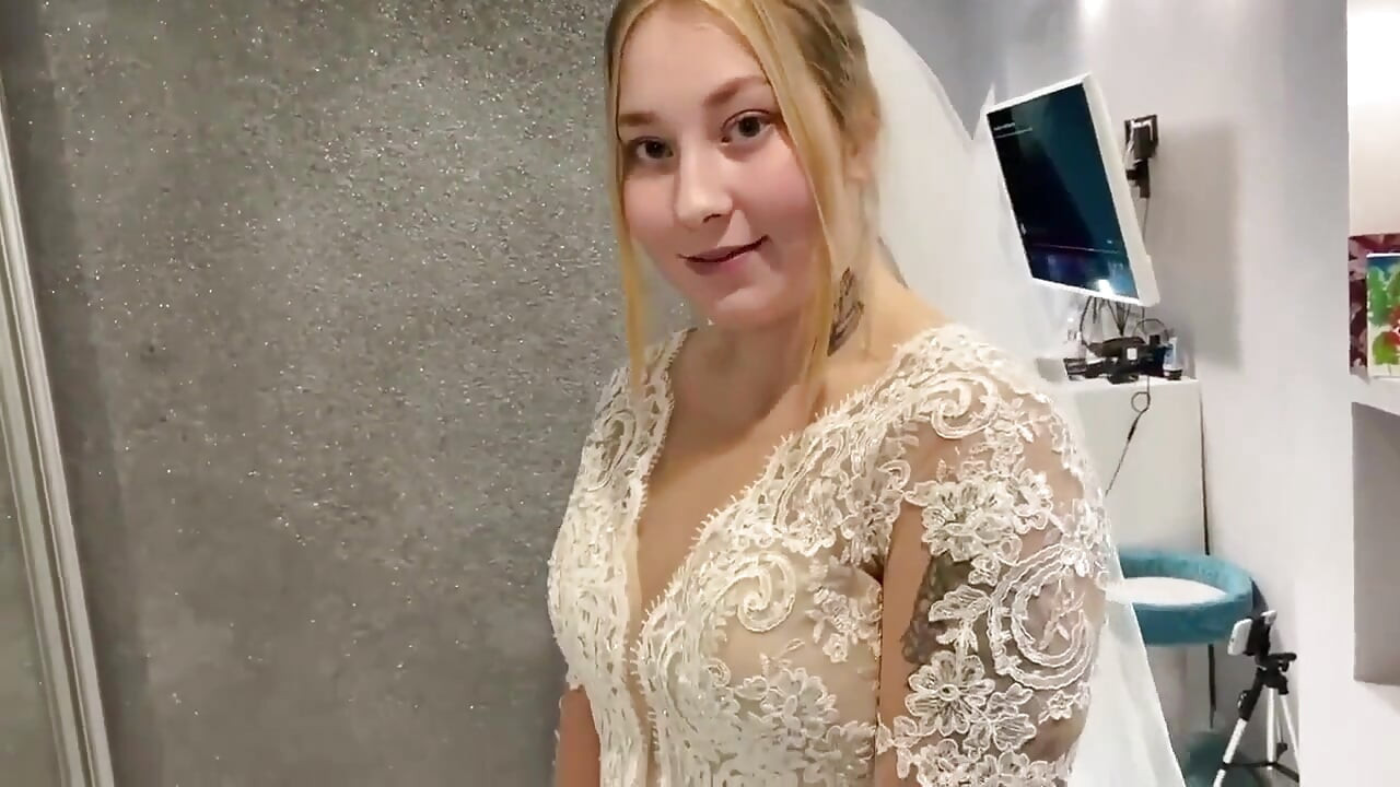 Shadi men pyar ko aakarshit karen.