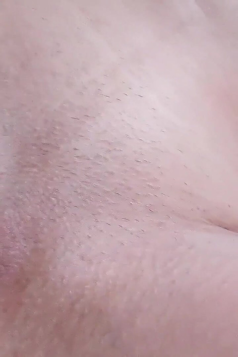 Creamy Pussy Peeing