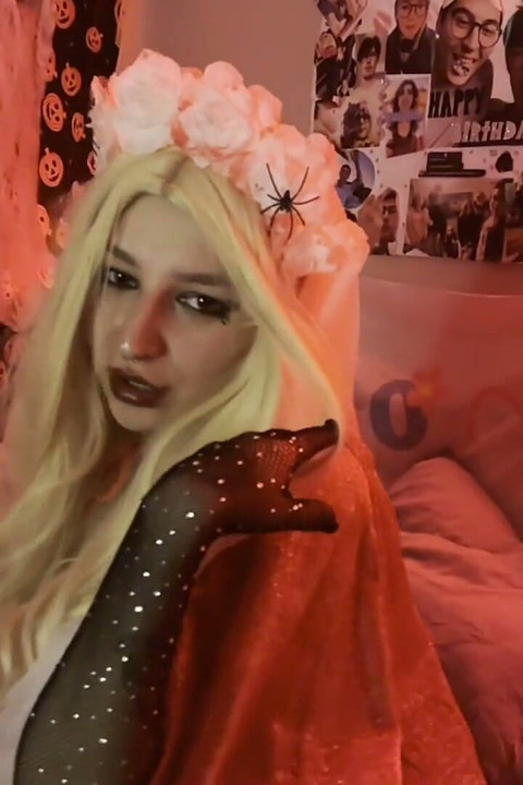 Altgirl in Fishnets Destroy Her Pussy / Fisting Squirt Sucking Milking Peeing Ahegao Riding Smoking Halloween