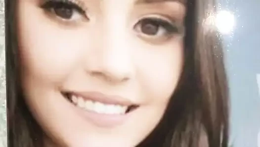 Andressa boşalıyor