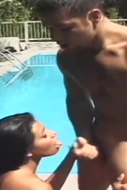 Hot transsexual fucked outdoor