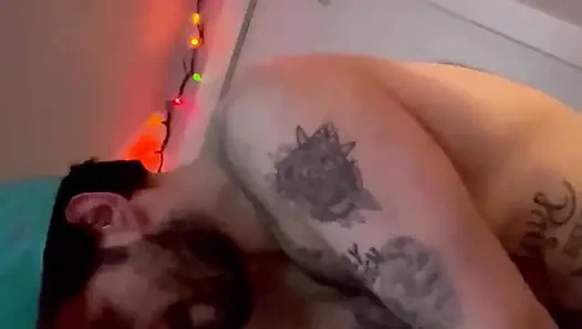 Связали и пощекотали!