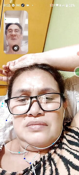 Aqui nós novamente como uma LDR sabe o melhor sexo por videochamada para fazer amor