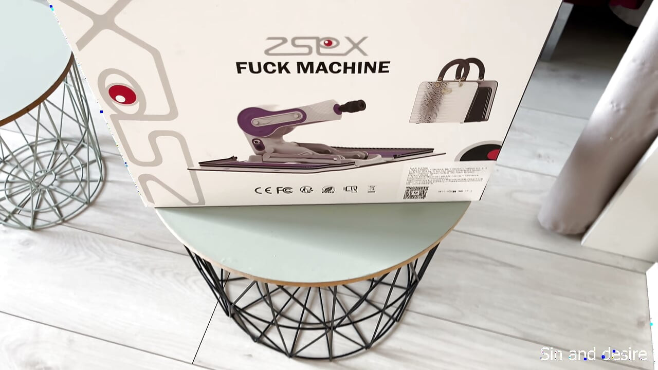 "OMG, Why Did You Do That To Your Stepmom. This Is So Wrong!!!" Stepson tricked his stepmom playing with Rimba sex machine in VR