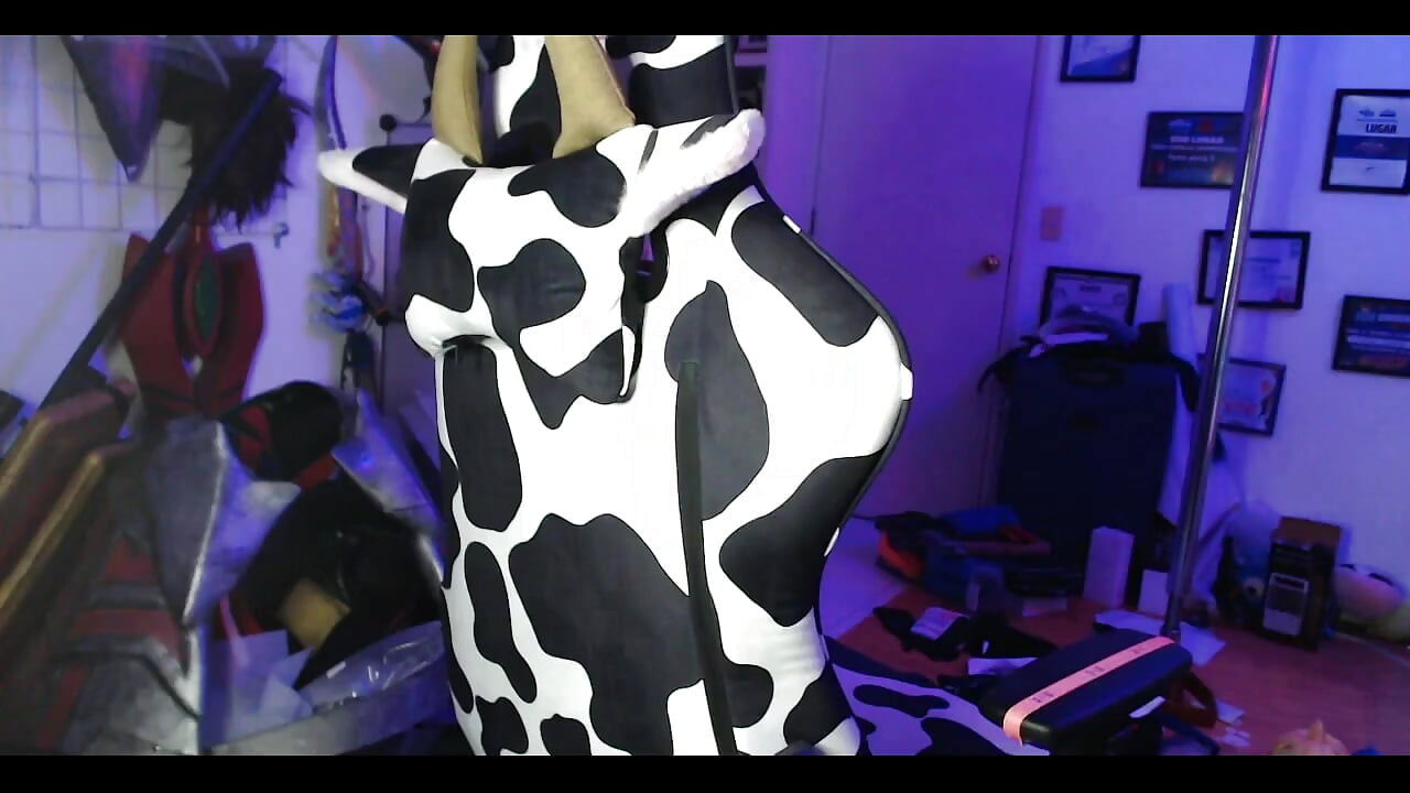 Moji cosplayi su upravo postali puno pikantniji!