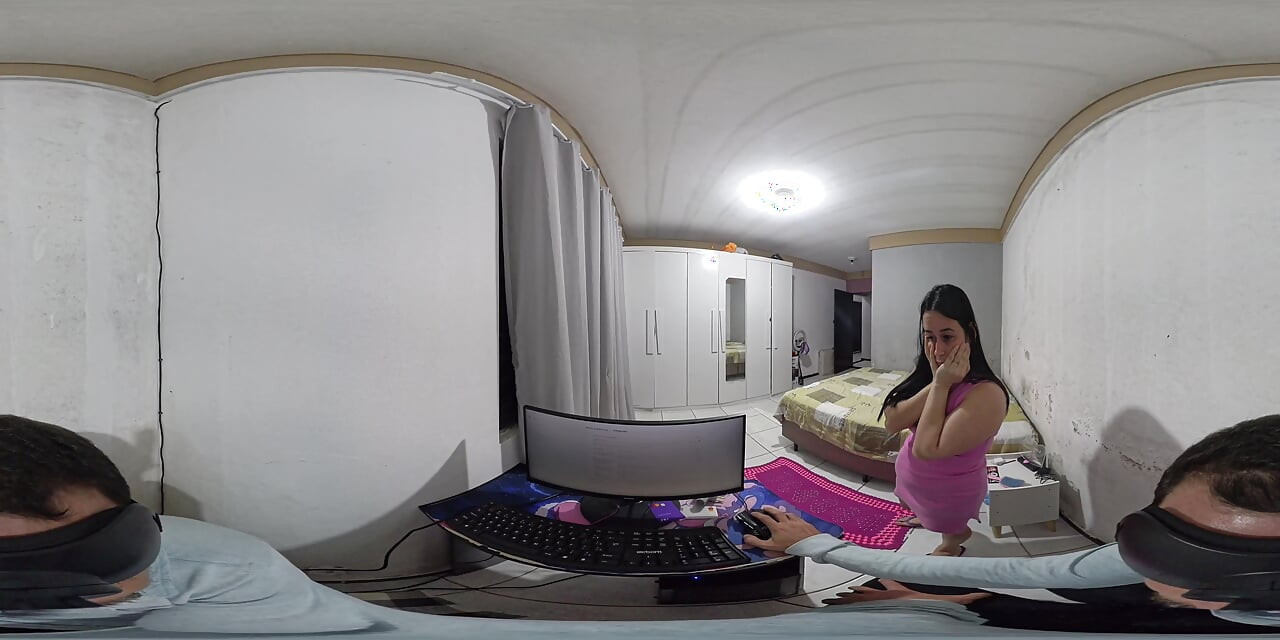 Lonely Housewife Can't Resist the Internet Technician and Makes Her Husband a Fool!