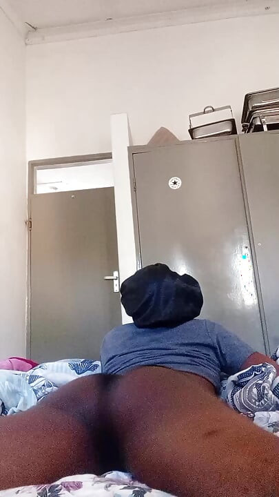 Fată virgină din Singapore gata să se căsătorească