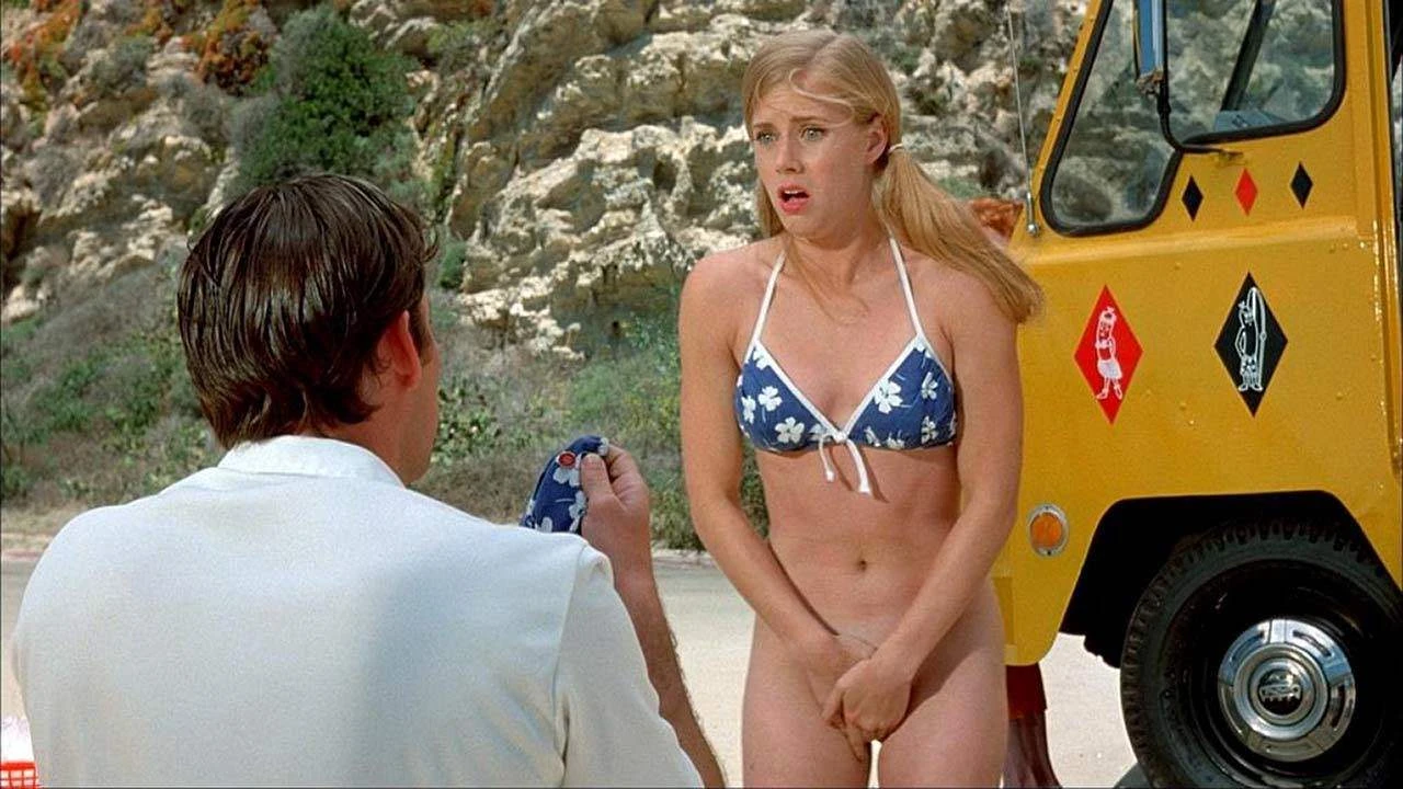 Amy Adams ist nackt in &#39;Psycho Beach Party&#39; auf scandalplanetcom
