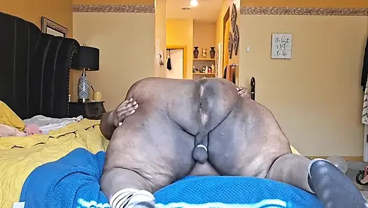 Digging in my butt pt. 1
