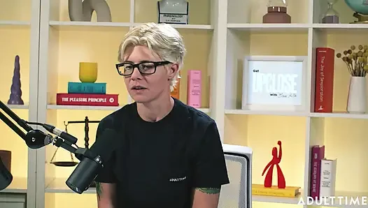Khloe Kingsley: Squirting vor kamera & roten Flaggen