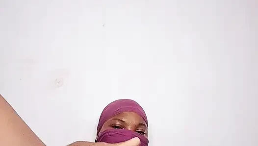 Fingering My Clit so Hard