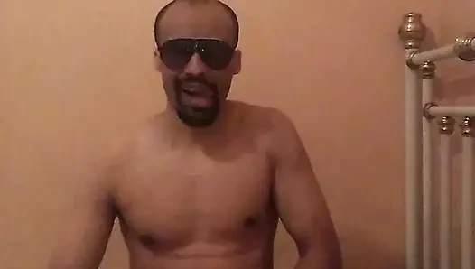 Meraktan izlemeye başlıyorsun, ama sona ermeden durmak imkansız olabilir