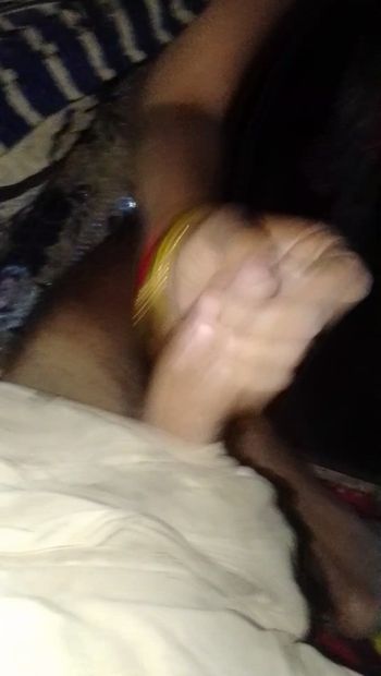 Masturbación con la mano con Sexi Bhabhi