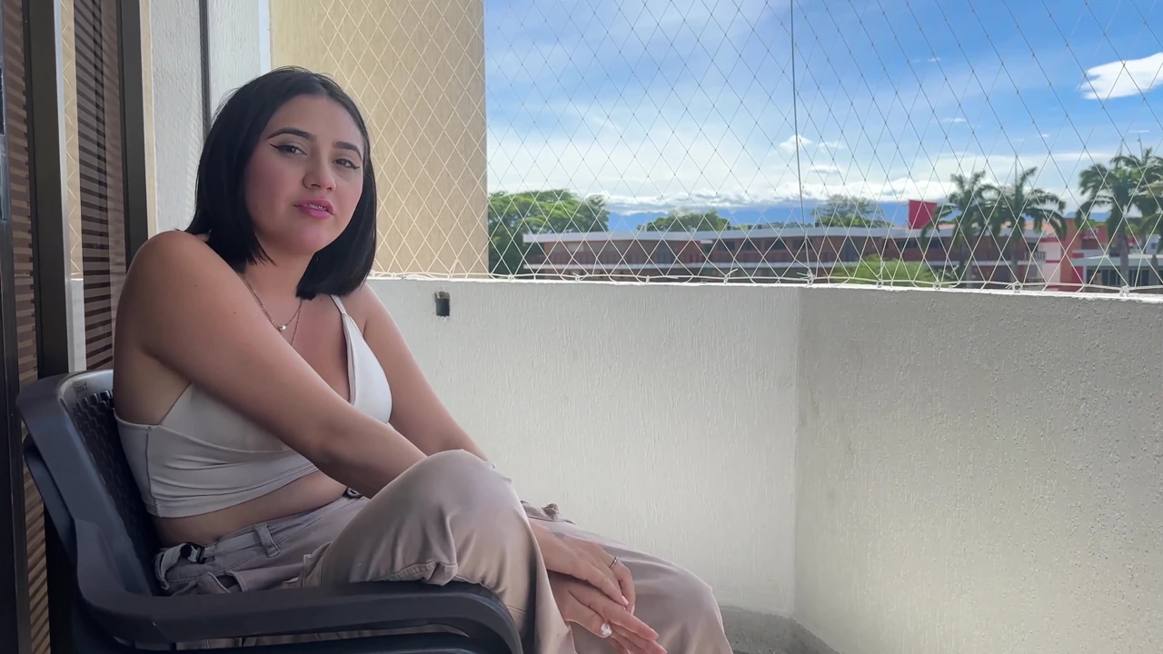 I Couldn't Oppose! Manuela Alvarez Showers Without Underwear and I Go in to Fuck Her Hard in the Bathroom