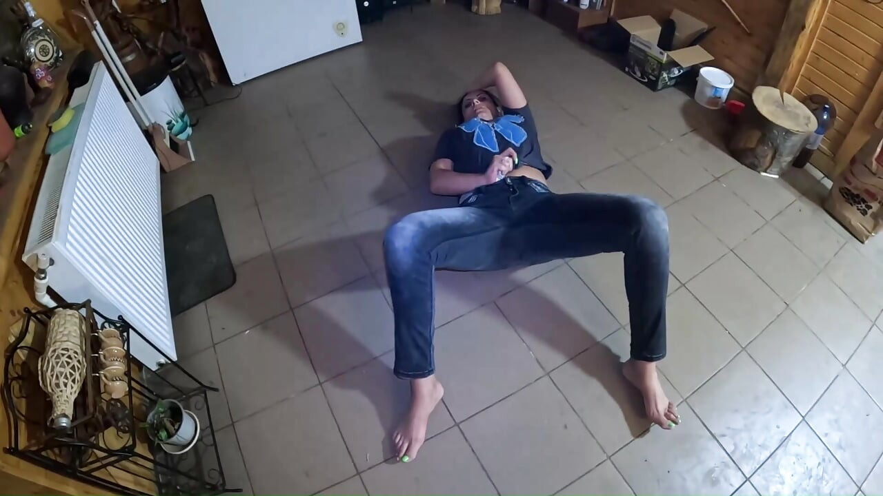 Face-fucking and Cum Play While Wearing Tight Jeans 284- Preview