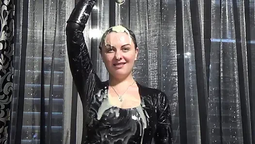 Lateks vücudumun ve saçımın her yerine krema 1! 5 litre