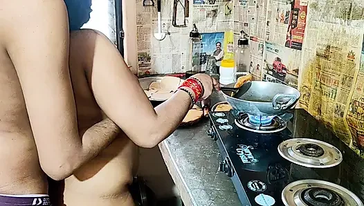 Индийская сестра дези, сводный брат,